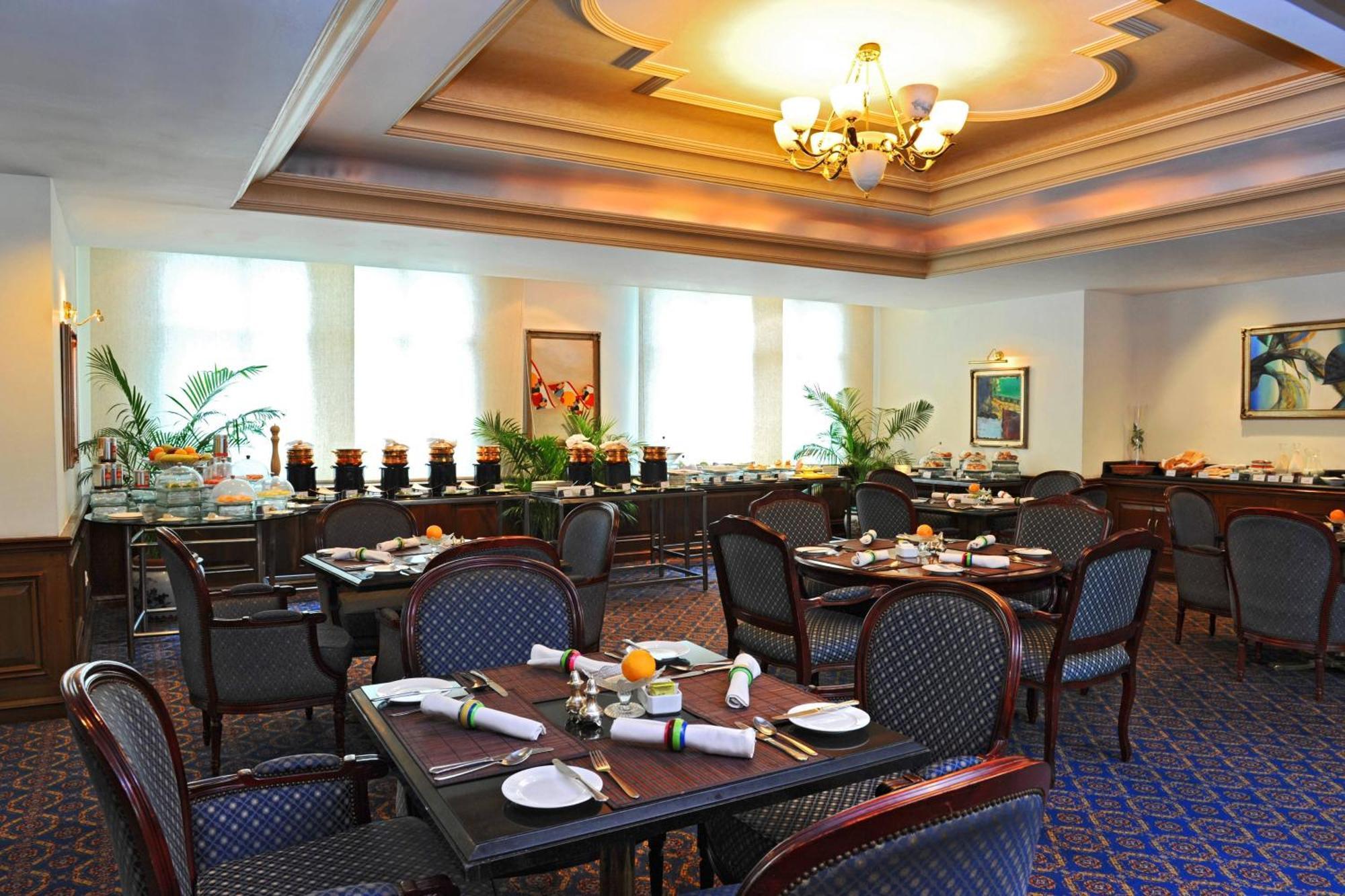 Le Royal Meridien Chennai Exterior foto